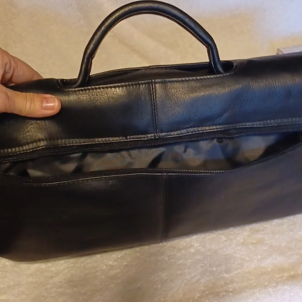 Genuine leather brief case made in Columbia black leather